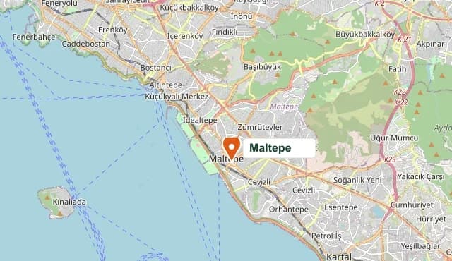 OpenStreetMap haritasında Maltepe işaretli; çevresinde Kadıköy, Ataşehir ve Kartal görülüyor