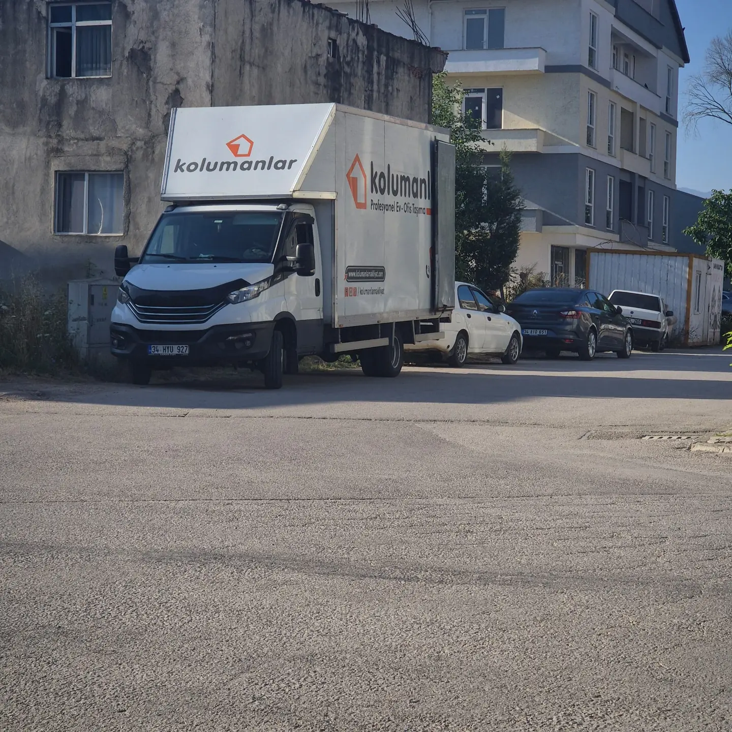 Kolumanlar Nakliyat kapalı kasa aracı